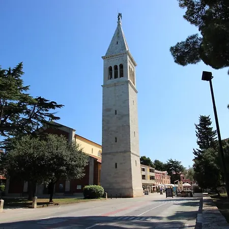 Ana A2 , 40 M2 * Novigrad (Istria)
