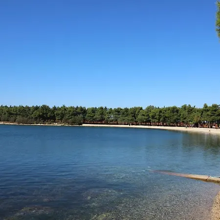 Ana A2 , 40 M2 * Novigrad (Istria)